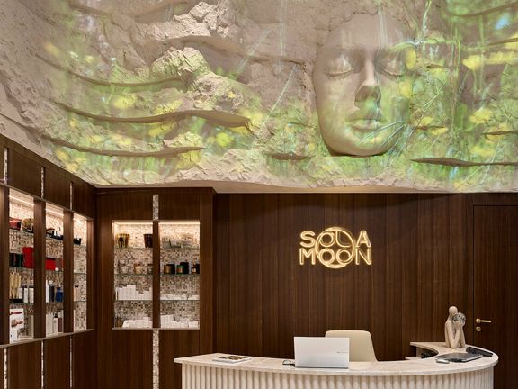 Solamoon, интерьер