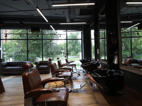 Staggy Barber, интерьер