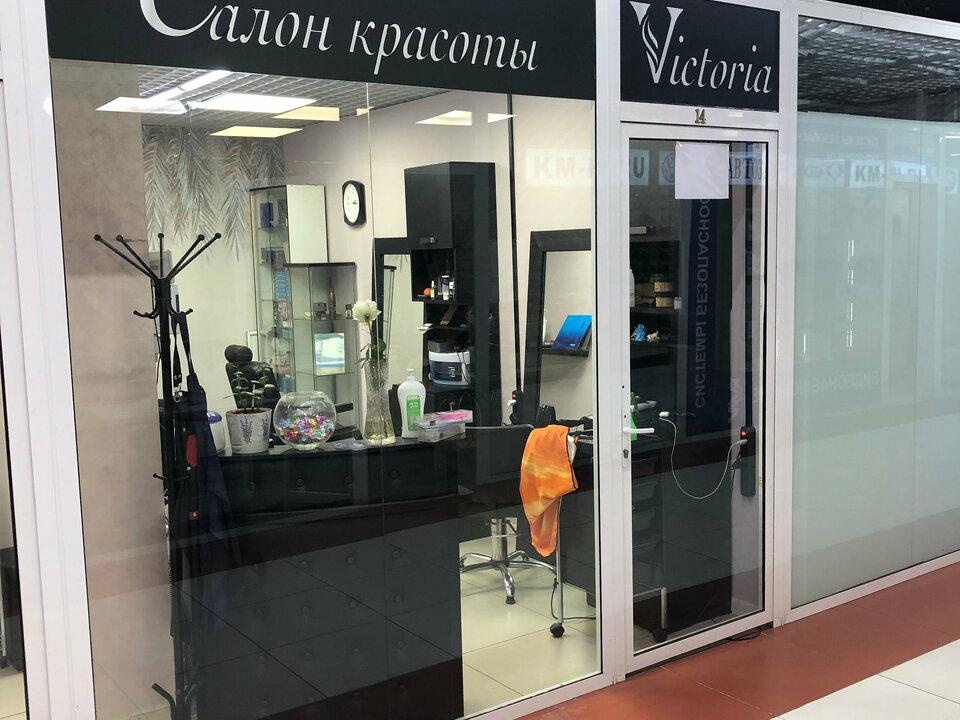 Стрижки у Дастона, интерьер