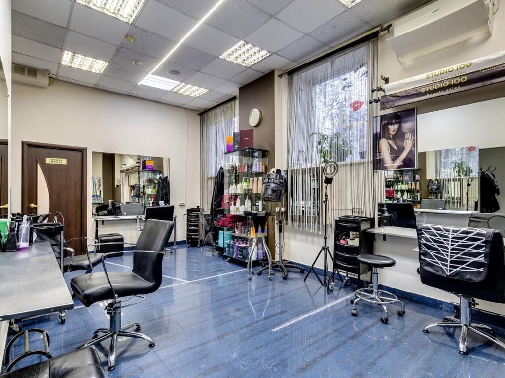 Studio100, интерьер