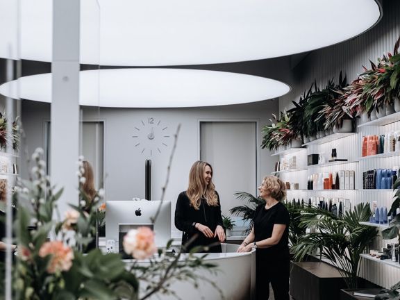 Subrosa, интерьер