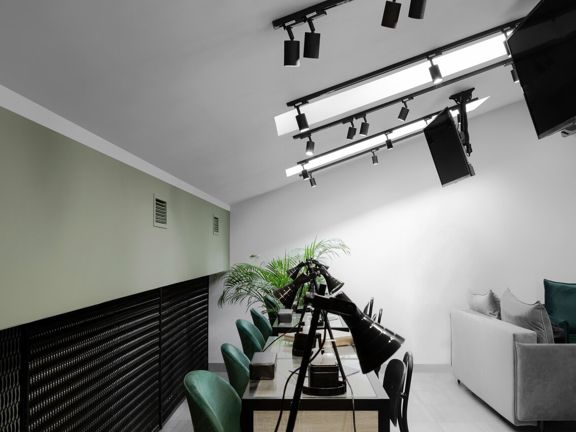 T & G Nails Boutique, интерьер