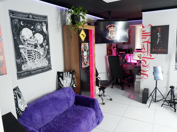 Tattoo Globus, интерьер