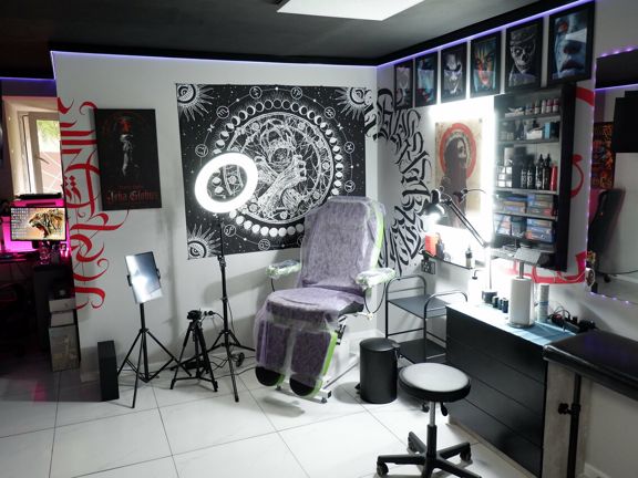 Tattoo Globus, интерьер