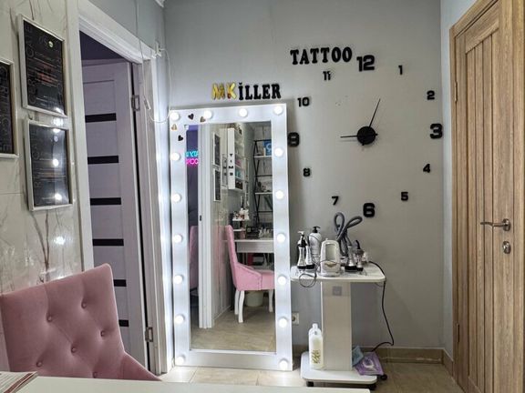 Tattoo Killer, интерьер
