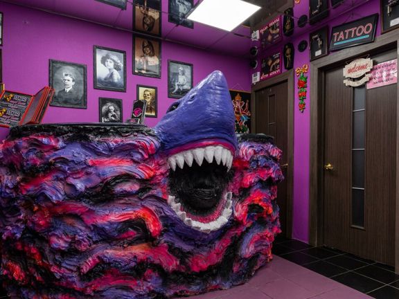 Tattoo салон Violet Shark, интерьер