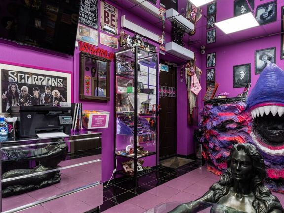 Tattoo салон Violet Shark, интерьер