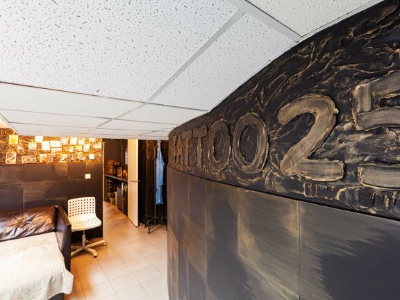 Tattoo25, интерьер