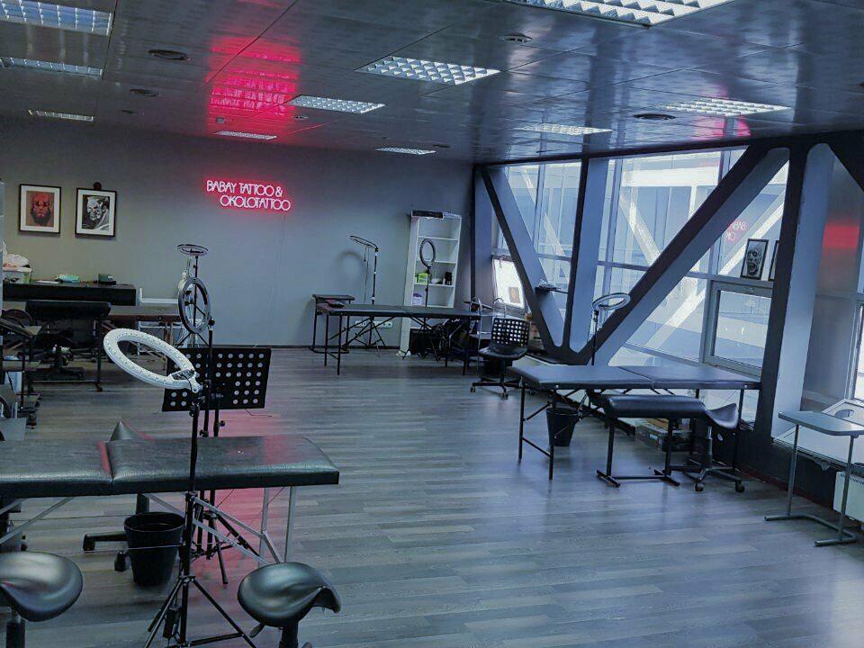 Тату-студия у Бабая, интерьер