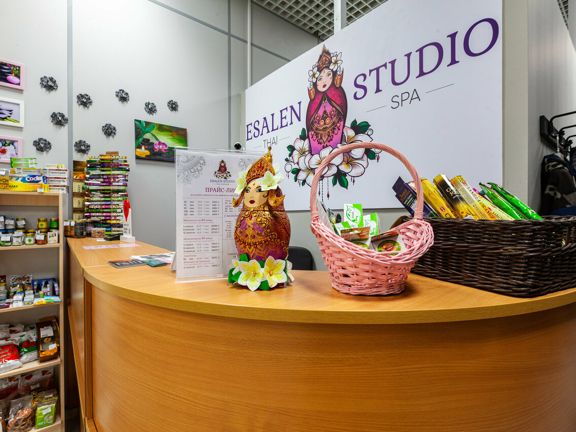 Тай & Бали Esalen, интерьер