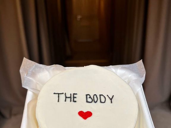 The Body, интерьер