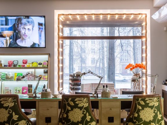Tiffany Nails, интерьер