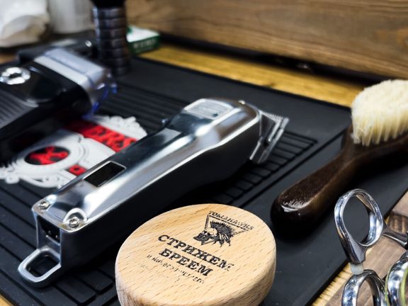 Tomahawks, интерьер