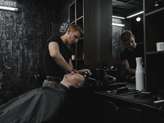 Trim Barbers, интерьер