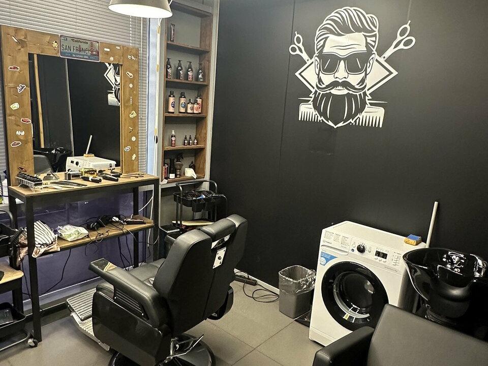 V8 Barber, интерьер