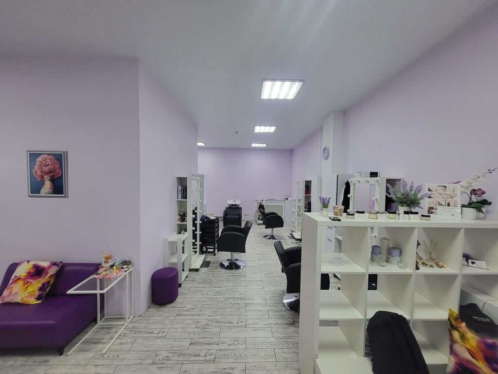 Violet, интерьер