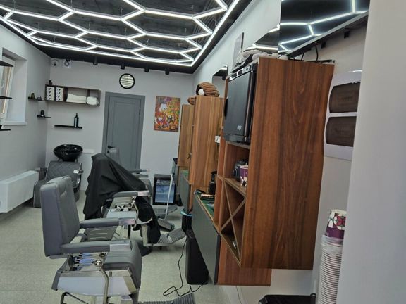 Volzh Street Barbershop, интерьер