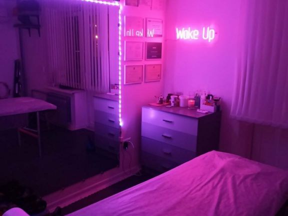 Wake Up, интерьер