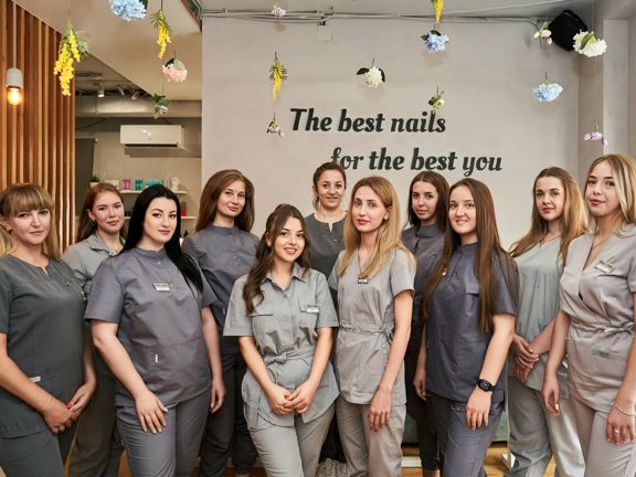Wax and nails, интерьер