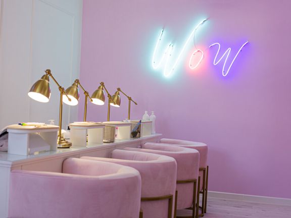 Wow, my lashes!, интерьер