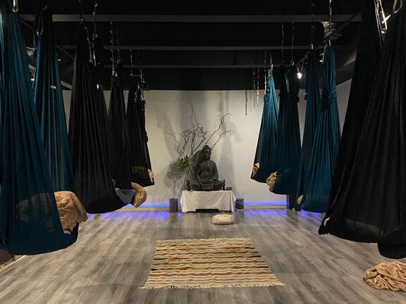 Yahmur Space, интерьер