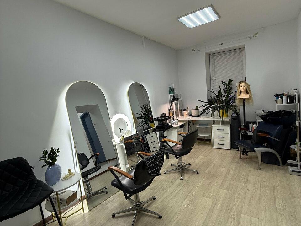 Ясен hair, интерьер