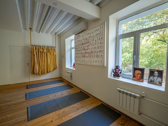 Yogatakyoga, интерьер