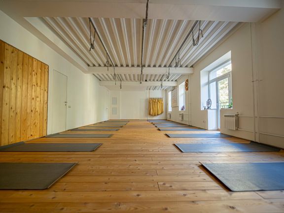 Yogatakyoga, интерьер