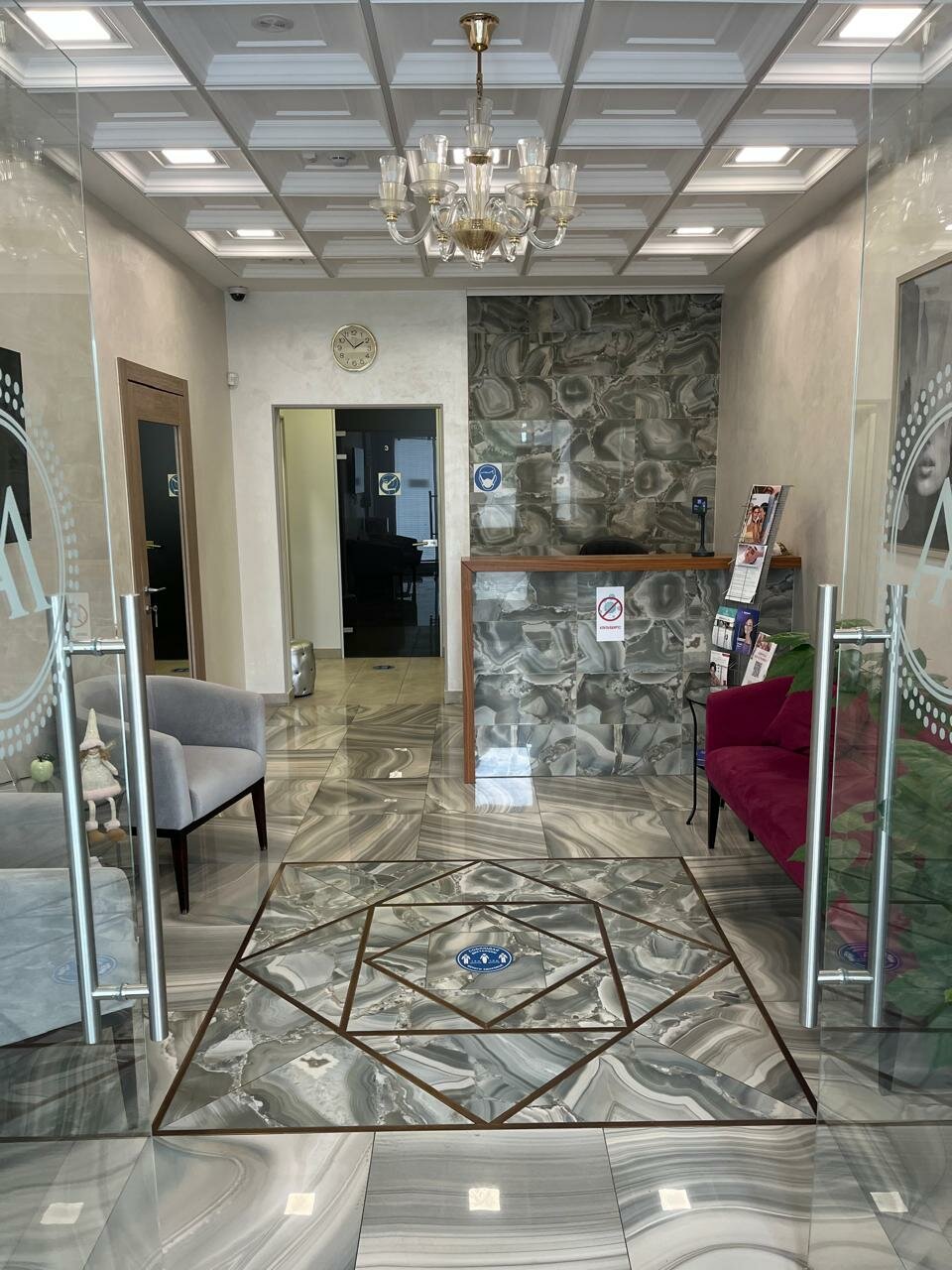 Фото салона