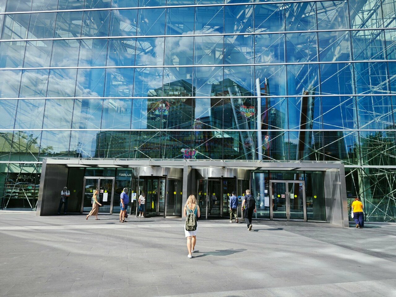 Фото салона