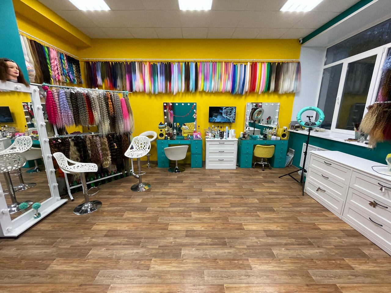 Фото салона