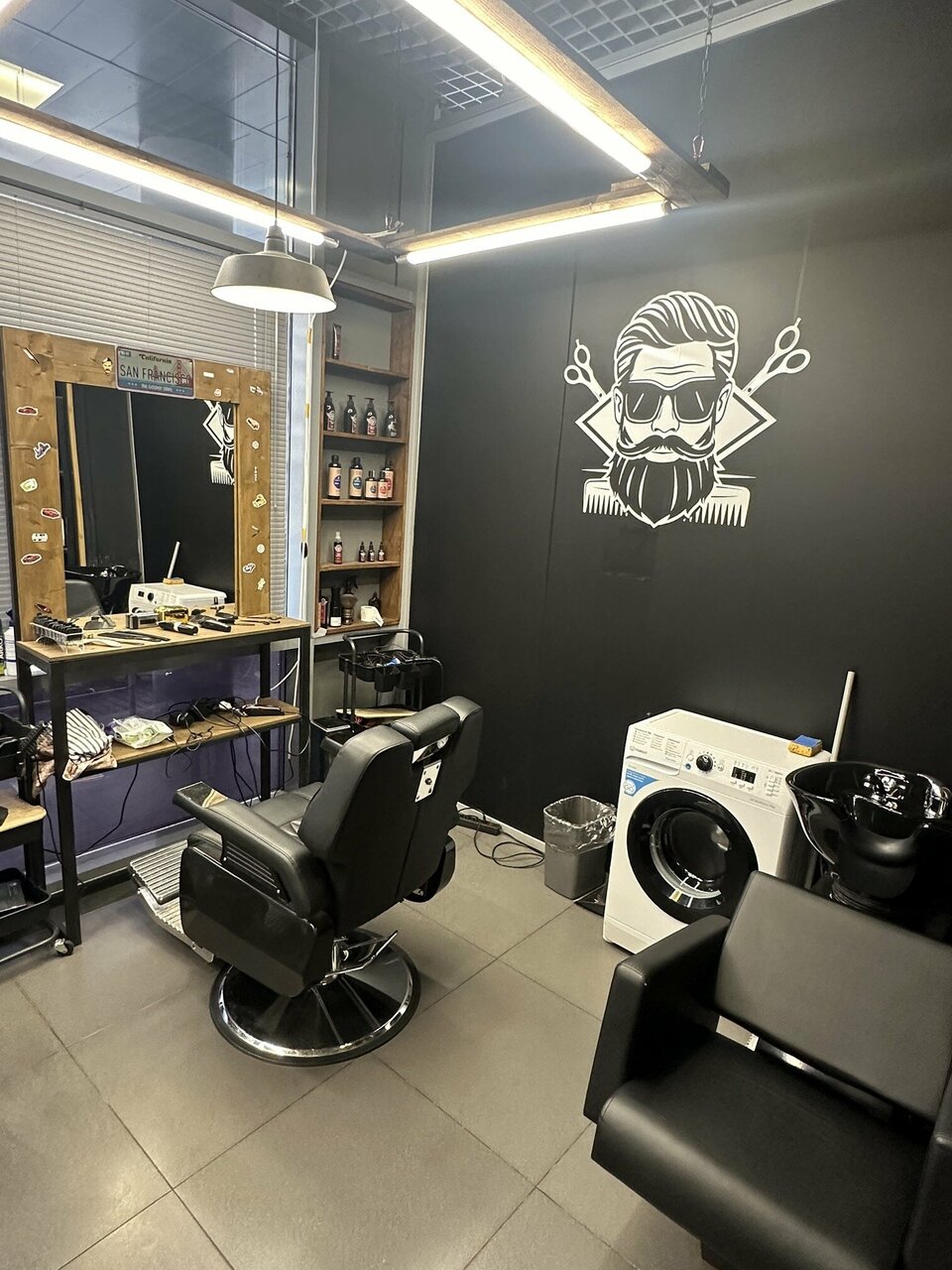 V8 Barber