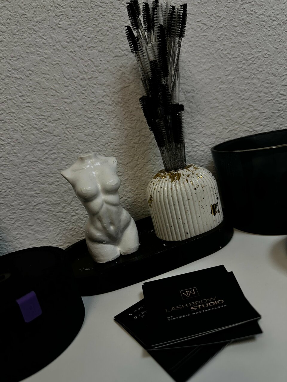 Lash/brow Studio by Viktoria Nastakalova