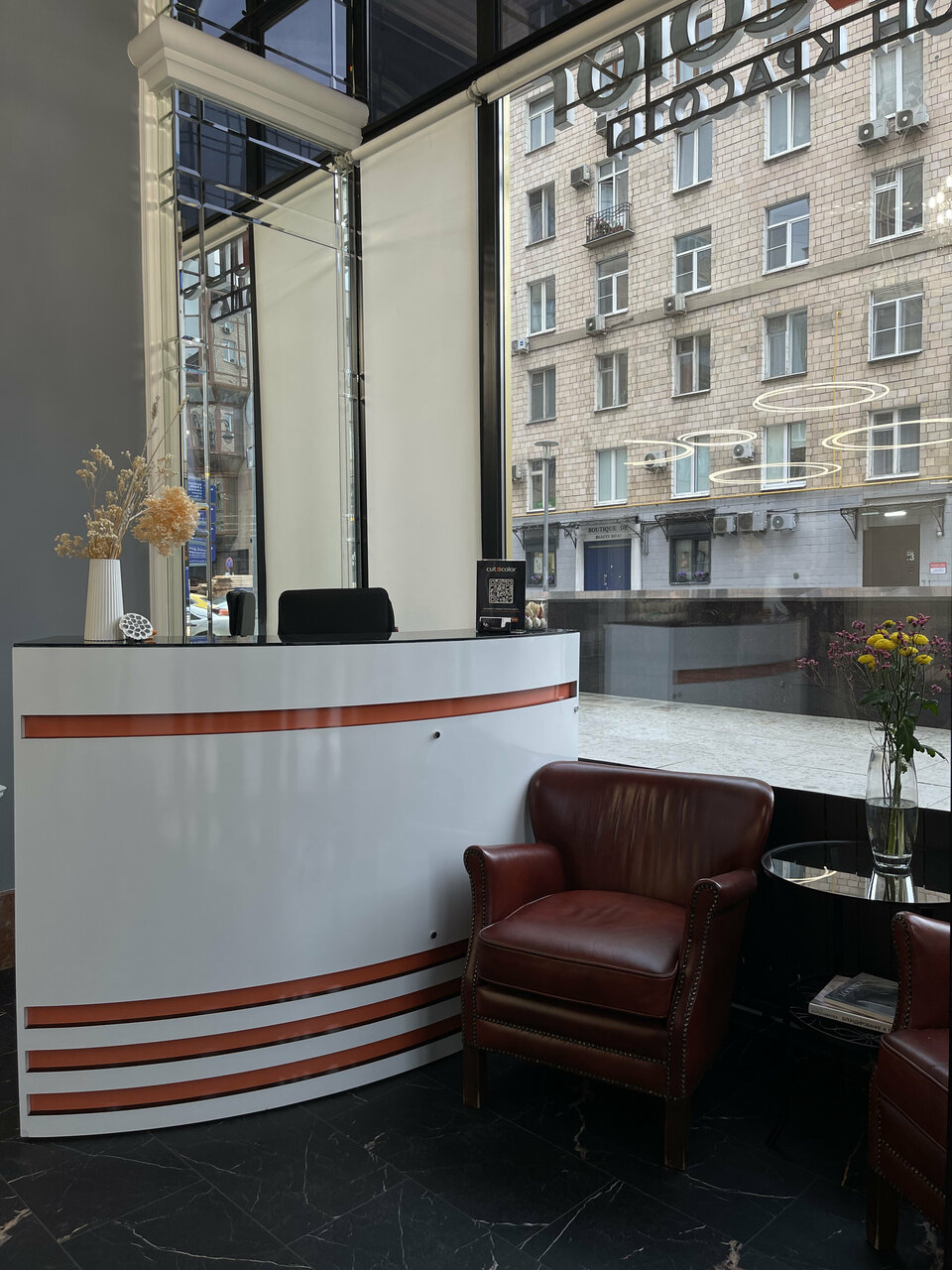 Фото салона