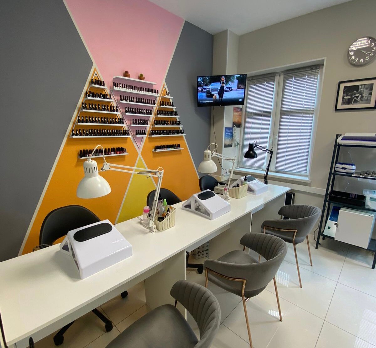 Nail Studio 312