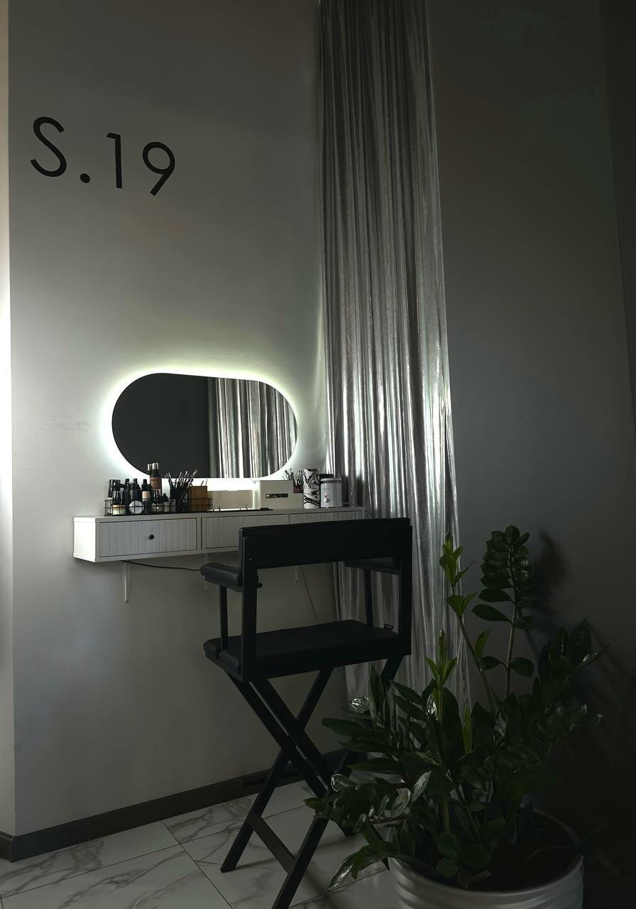 S. 19 studio