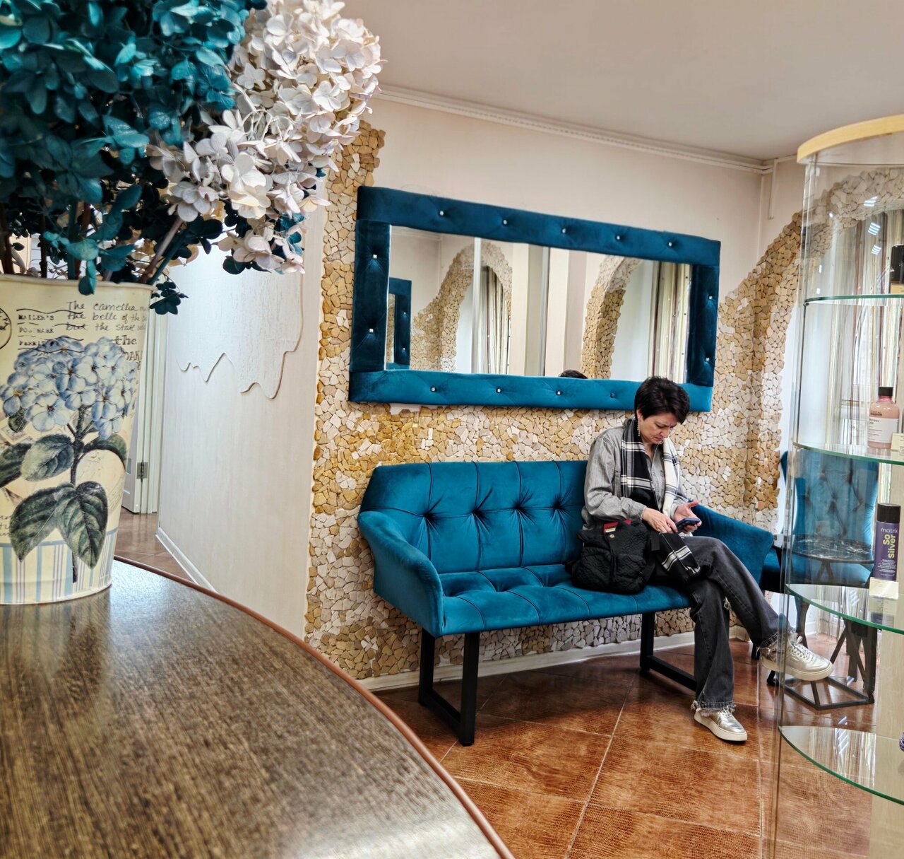 Фото салона