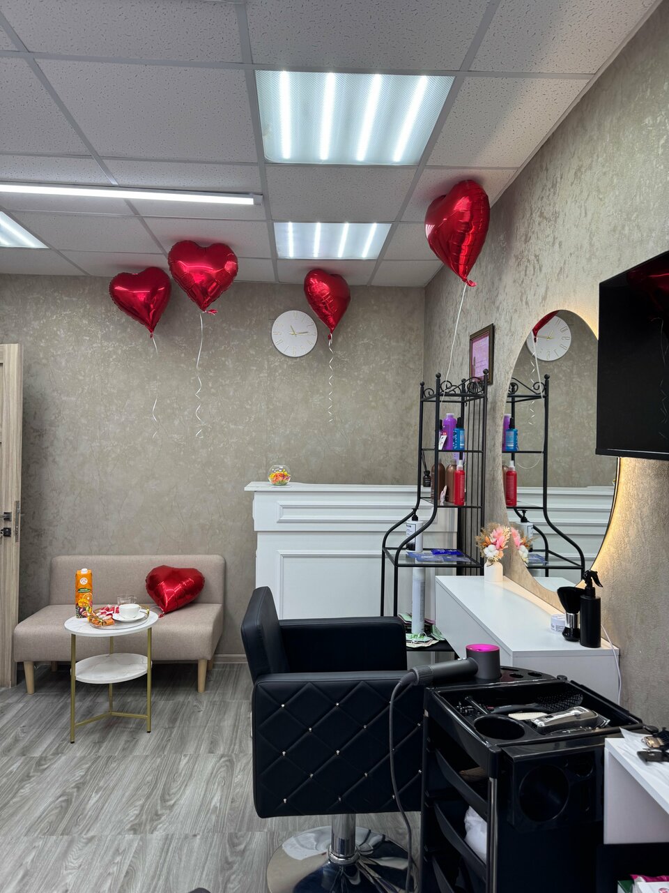 Фото салона