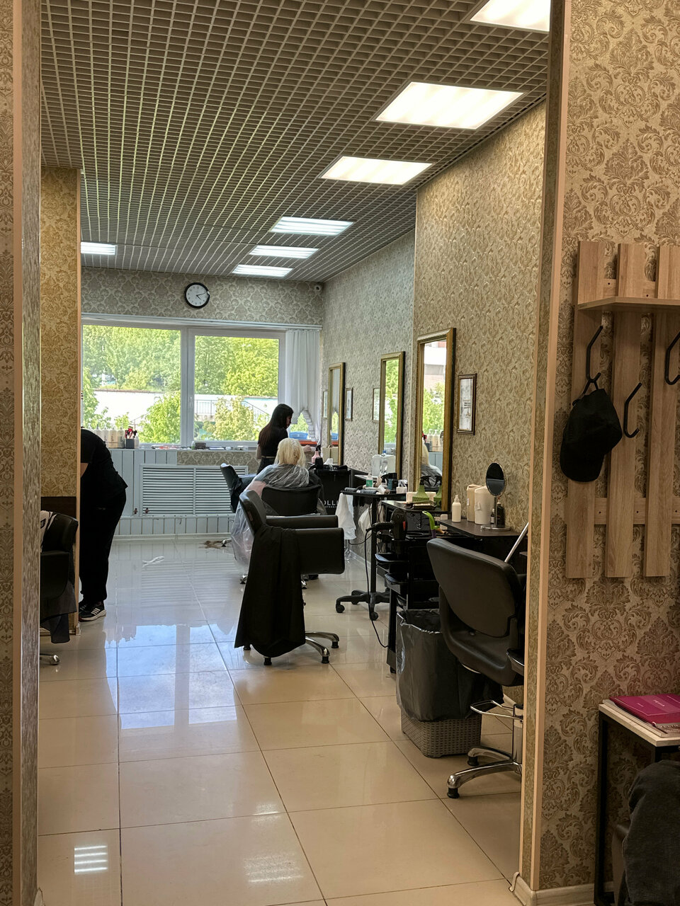 Фото салона