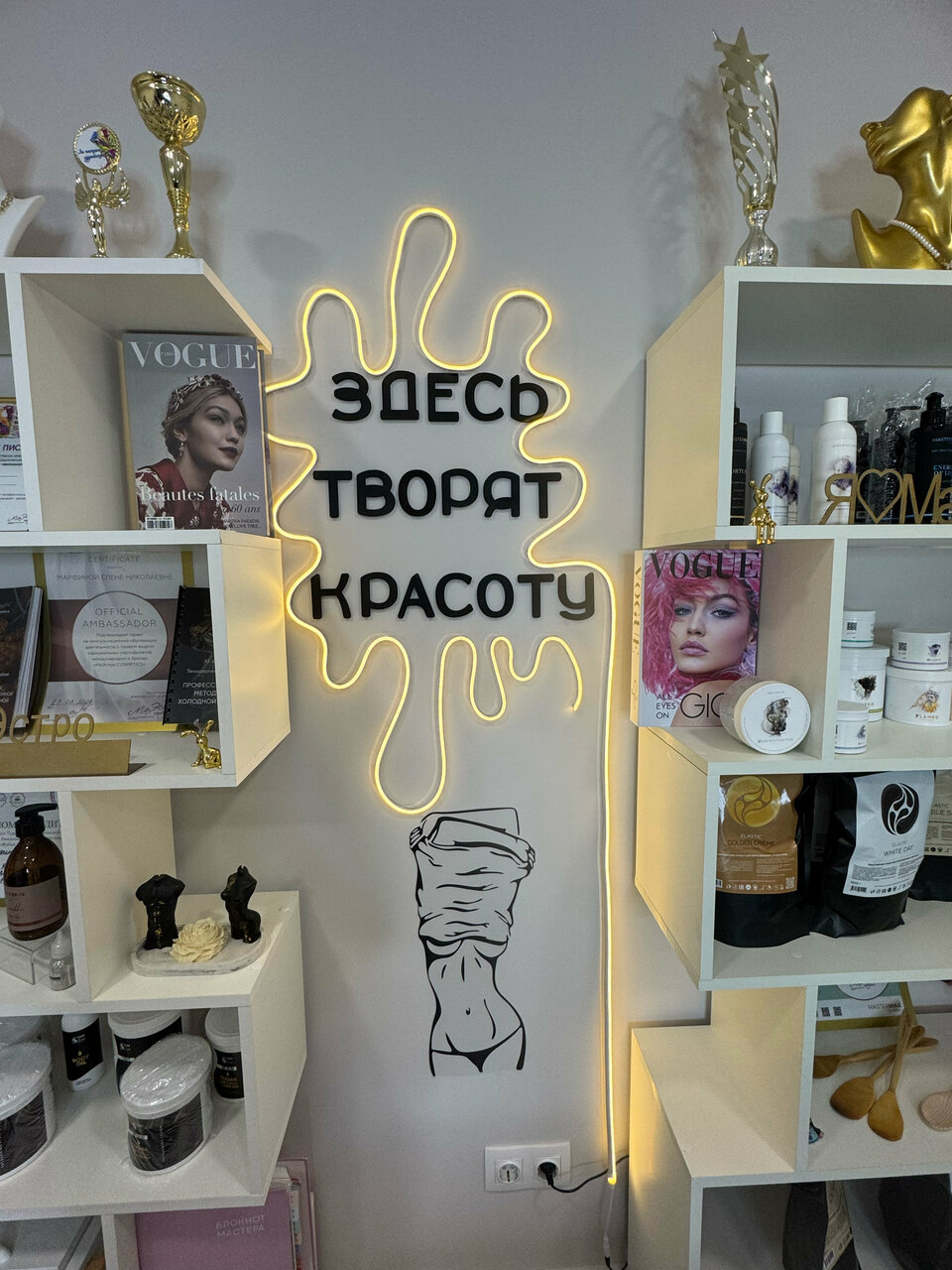 Фото салона