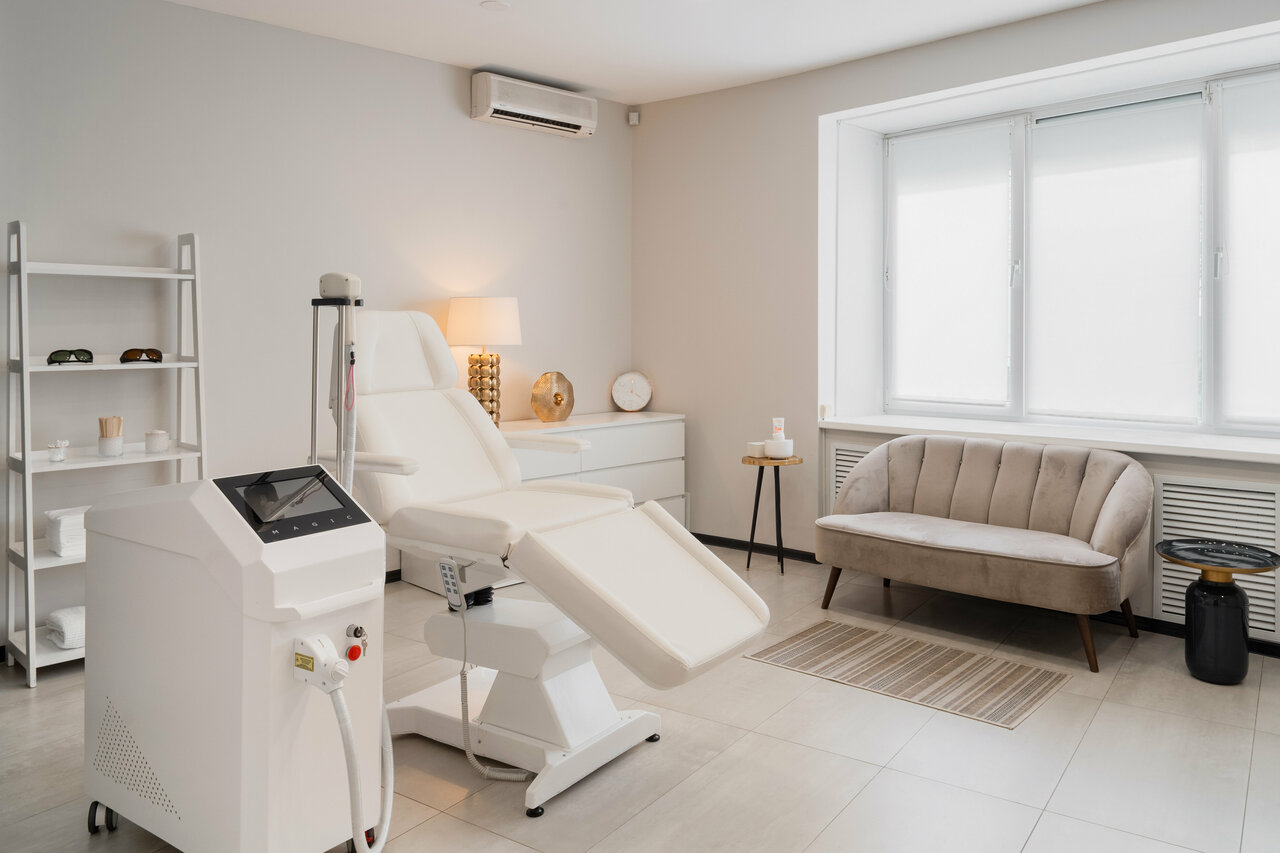 Cosmobay