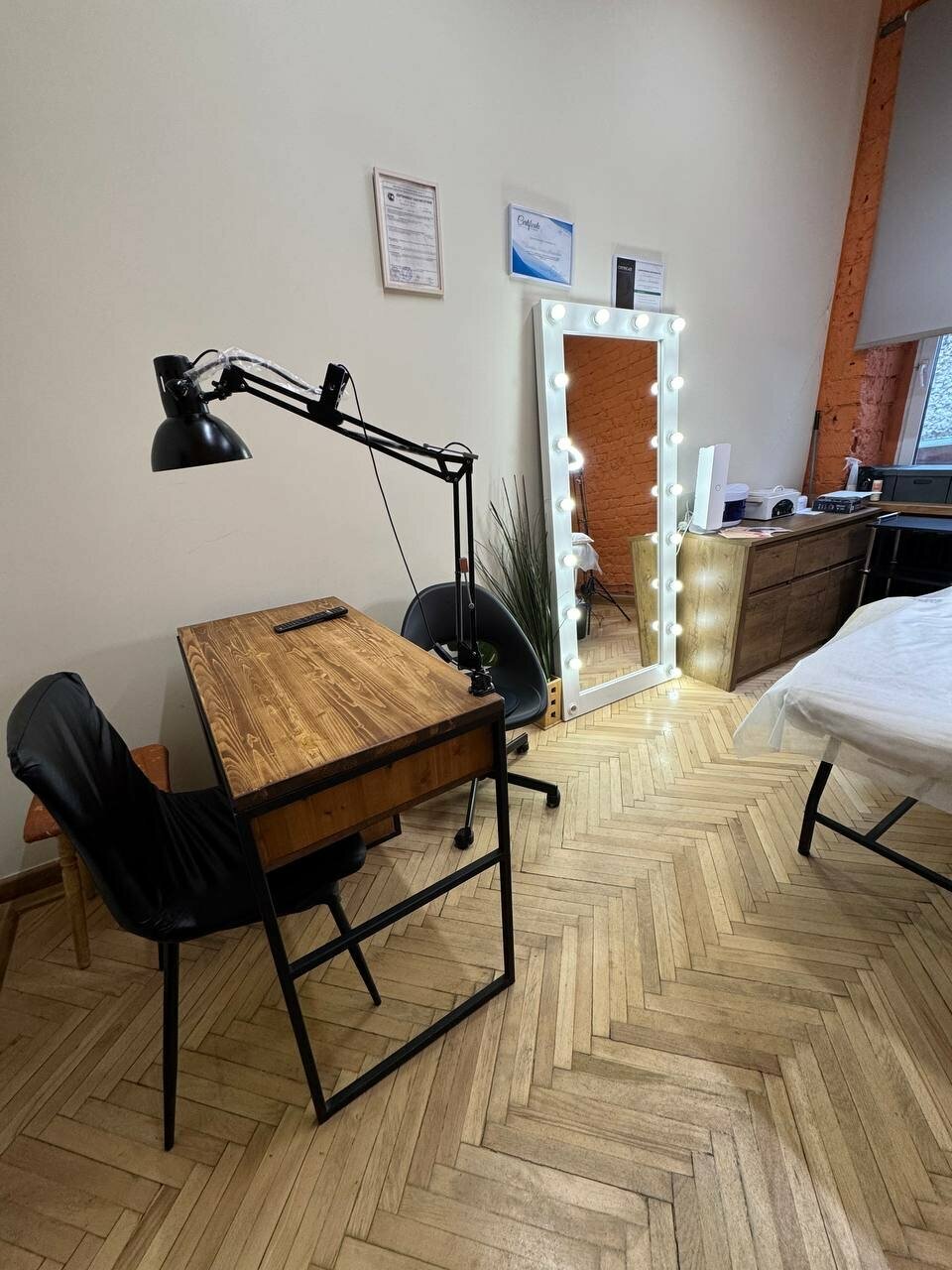 Фото салона