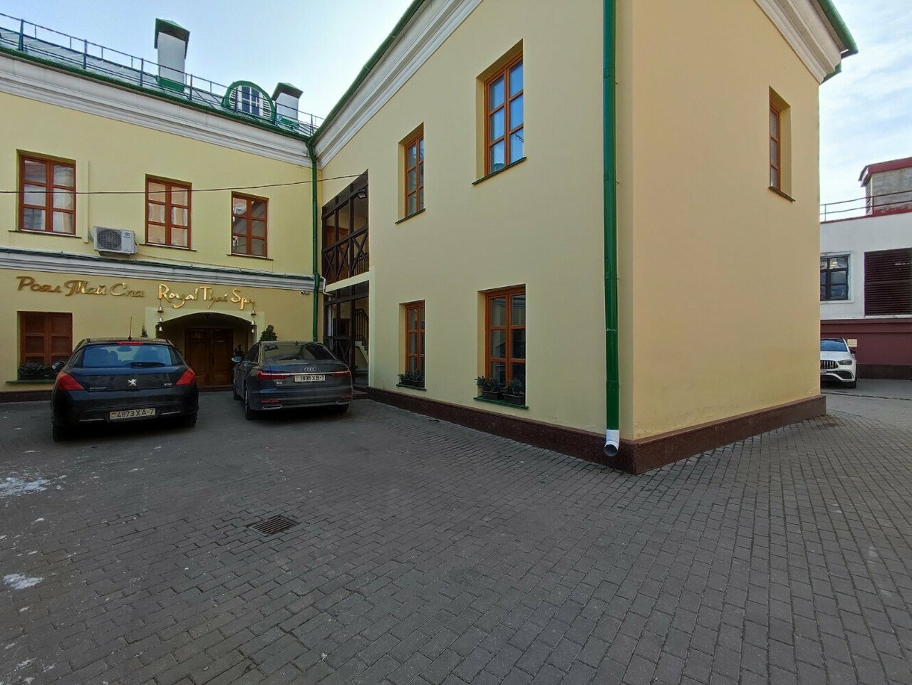 Фото салона