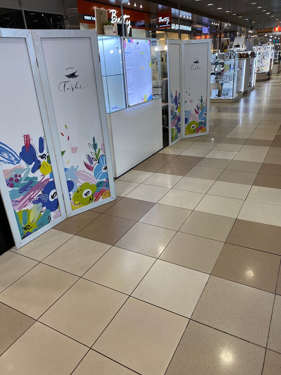 Фото салона