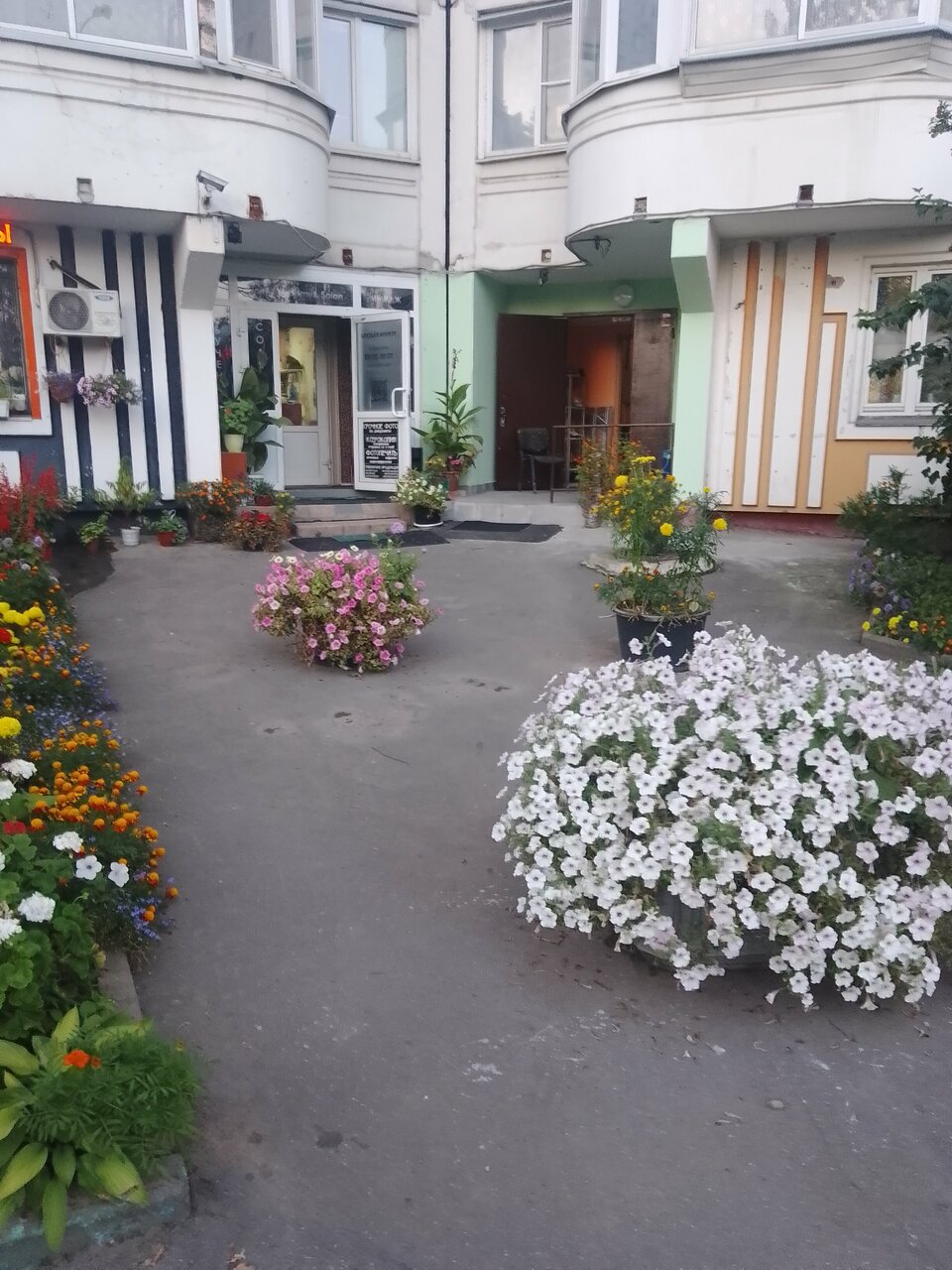 Фото салона