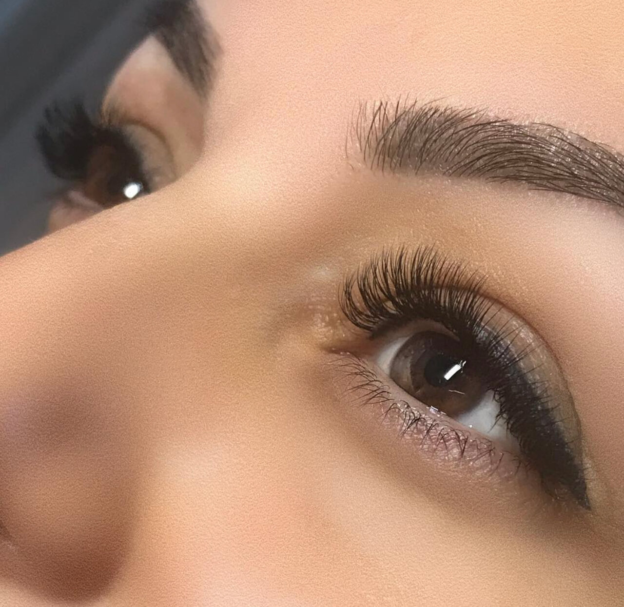 Lashes time