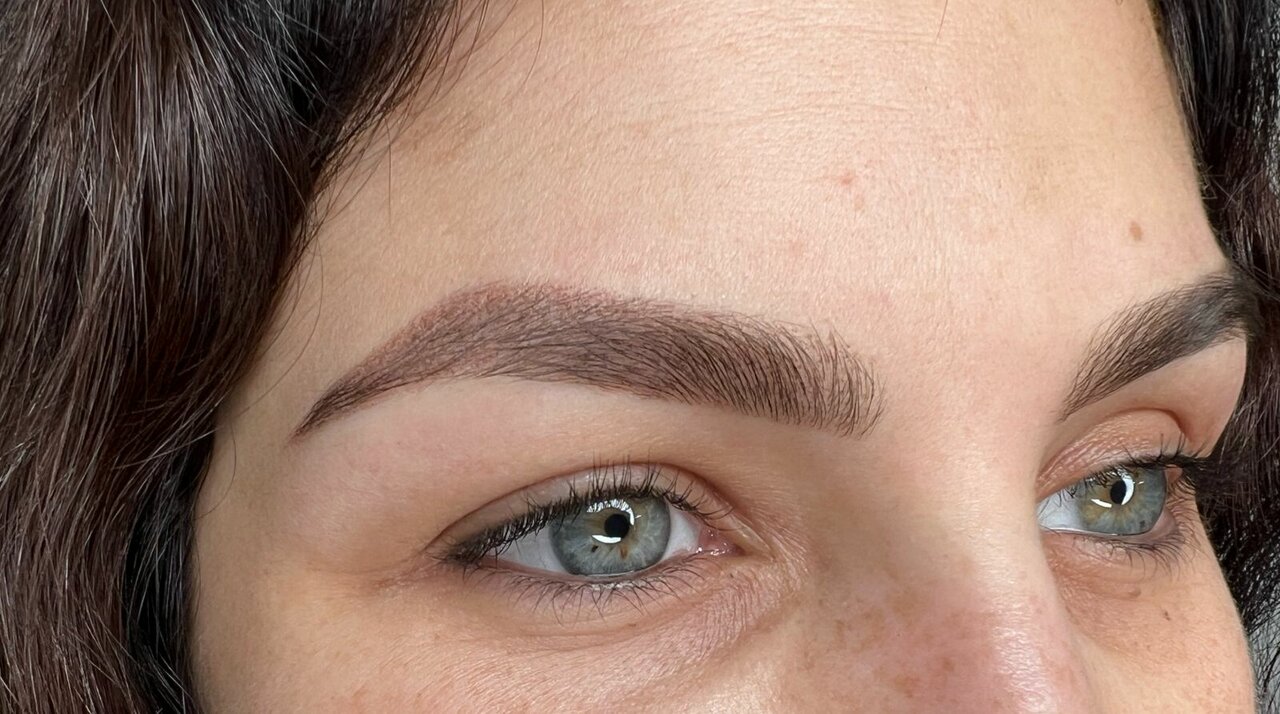 Mimi Brows