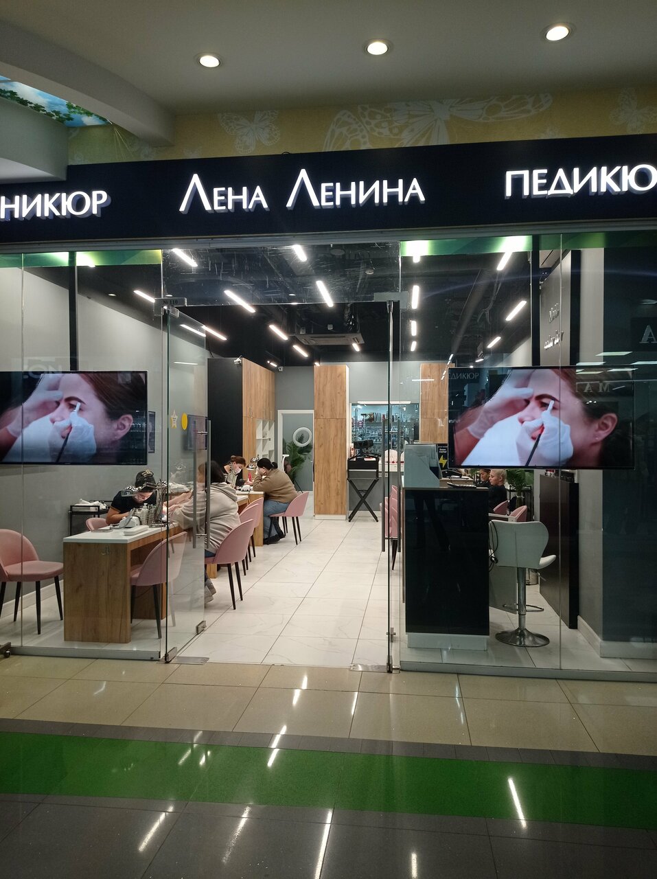 Фото салона