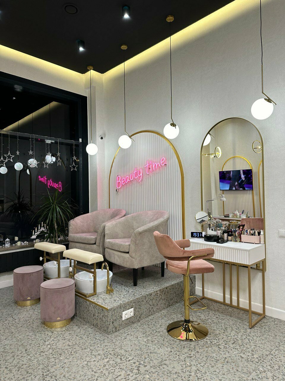 Beauty Time
